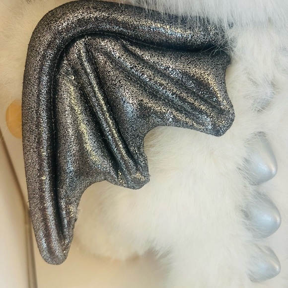 New Pop Mart The Monsters Labubu Zimomo Angel In Clouds Giant Vinyl Figure - Picture 4 of 8